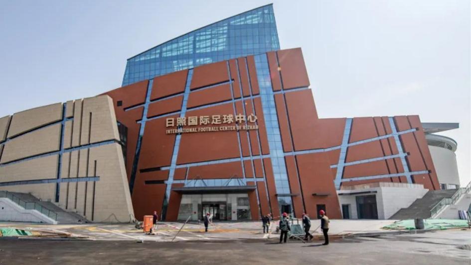 中超|中超联赛开赛扑朔迷离，两大问题解决后，3项赛事延期又蒙阴影
