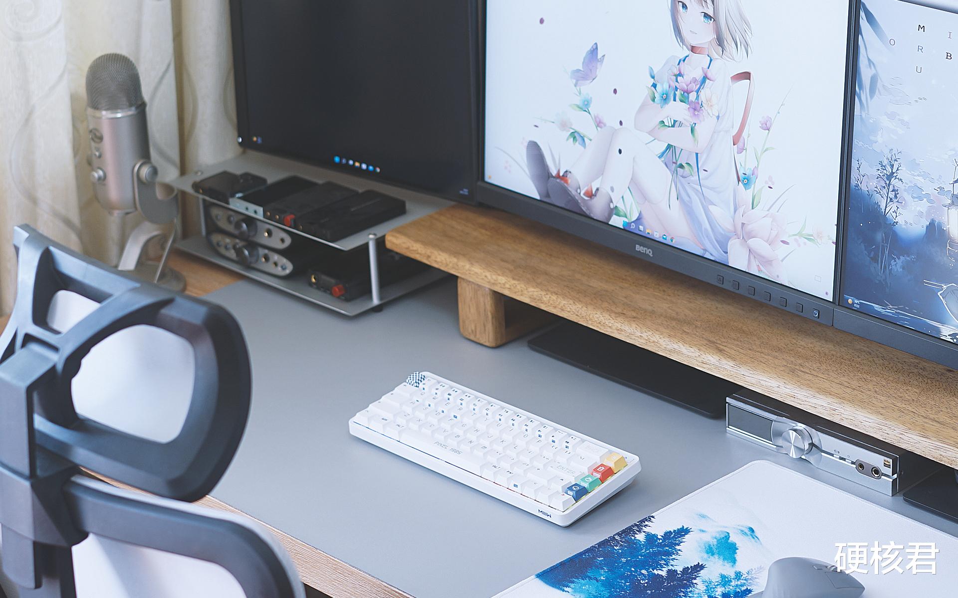 |轻巧简洁像素风，功能齐全68配列，米物Z680像素1985版键盘体验！