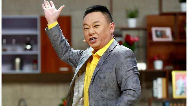春晚|他是春晚常客，陪患病妻子22年不离不弃，如今53岁大变模样认不出