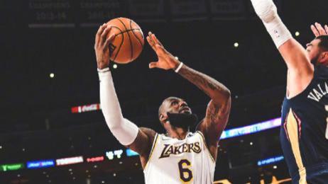 米克尔森|4助攻14失误！NBA最水双巨头，威少詹姆斯遭狂嘘，28分惨败太丢脸