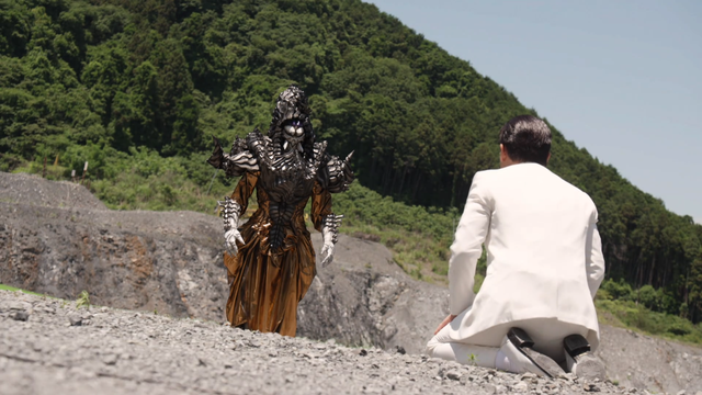 世界观|假面骑士Revice:大二终结赤石要与基夫签订契约,更像是争取时间