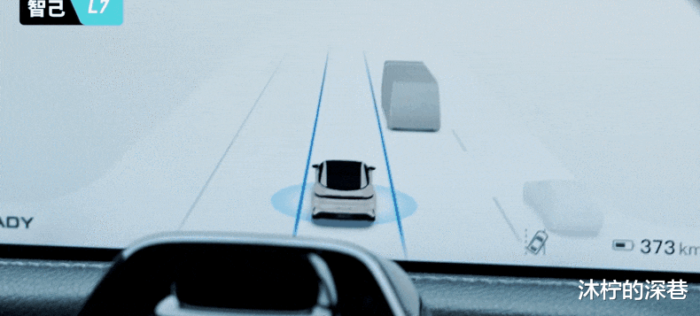 马斯克无人驾驶挖的坑，还得中国来填上？