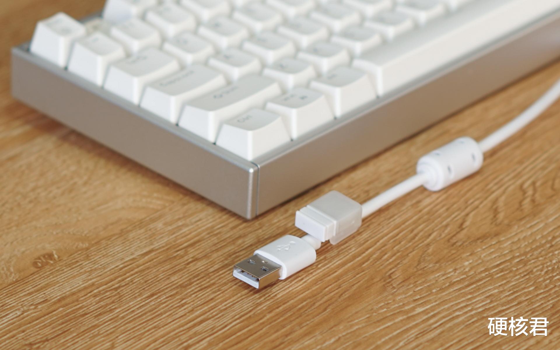 机械键盘|全铝三模机械键盘典范，艾石头AL87 Pro体验分享！