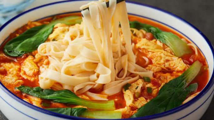 小姐姐|面条是糖尿病“加速剂”？医生直言：不止面条，这3种食物尽量少吃