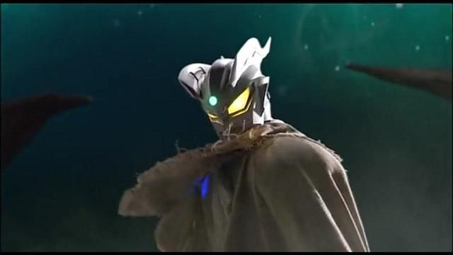 坂本|奥特曼：究光赛罗成为顶点皆大欢喜？错！这反而限制了赛罗！