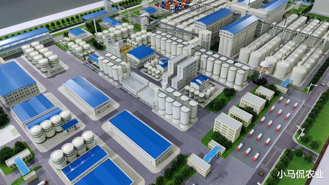 显示器|智能“机器人”1个顶3自动巡航值班,深入粮仓内部拯救谷物,啥样