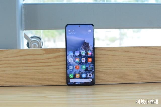 相机|不必选择电竞手机,这4款2000元价位就能搞定,打游戏也是一绝