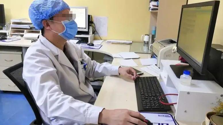 医生|胆固醇“大户”被揪出，医生：“汤汤水水”或是脑梗加速器，尽量少喝