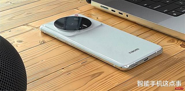 微软|高端旗舰大乱斗,下半年有五款新机要来,并且都有“大招”