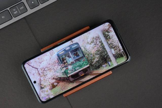 红米手机|69万跑分+67W闪充+6400万三摄，仅需1179元，现已成为标准千元机