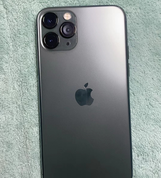 iPhone|大量改数据翻新iPhone网店,大批网友翻车!