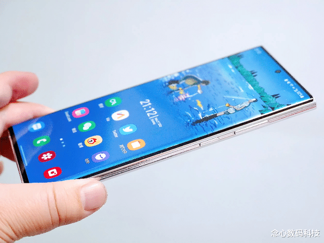 iPhone|外行人买手机图便宜,内行人主张一步到位,这三款手机不买你后悔