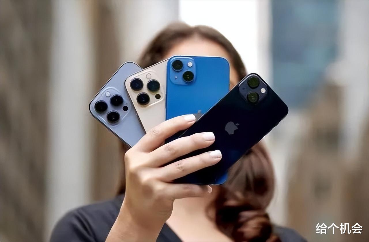 信用卡|为什么大家都推荐老年人购买iPhone?只因无广告,用着太省心