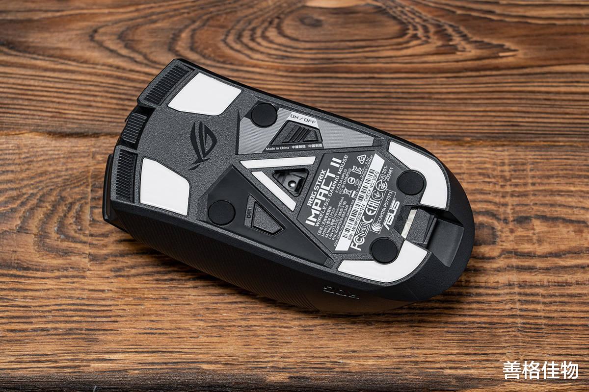 鼠标|别被它的游戏名头吓退,这款轻量化简洁风格的鼠标,办公用更Nice