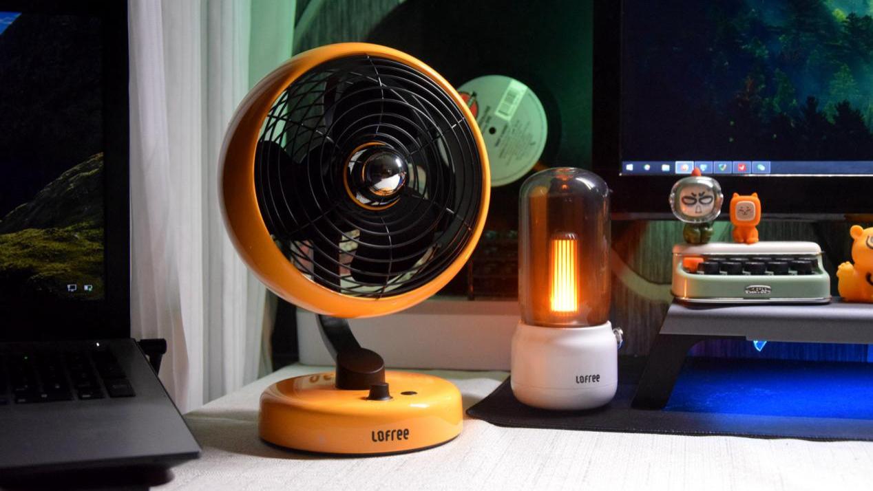 |桌面改造后遭遇酷暑季，爱死了老虎黄的Lofree洛斐蕉点桌面风扇