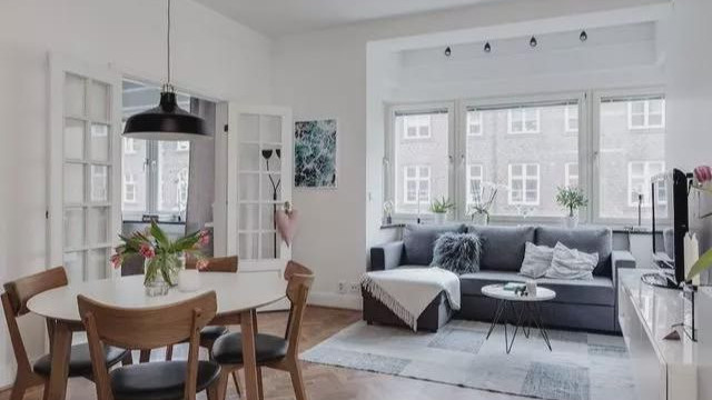 晒我46平小户型，柜子悬空5公分上挂，一装完深得朋友喜爱