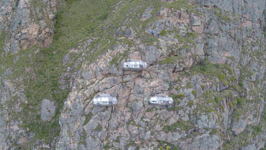 |秘鲁“空中胶囊”酒店，建立在120米的悬崖上，住一晚约1700元