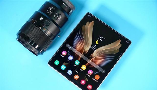 三星|三星发善心?16G+512G折叠屏降2000元