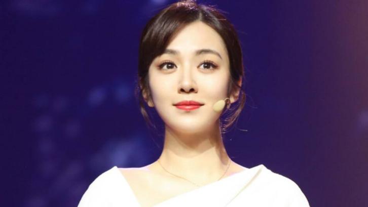 王晓晨|与胡歌传绯闻，被经纪人狂怼“混得差”，王晓晨经历了什么？