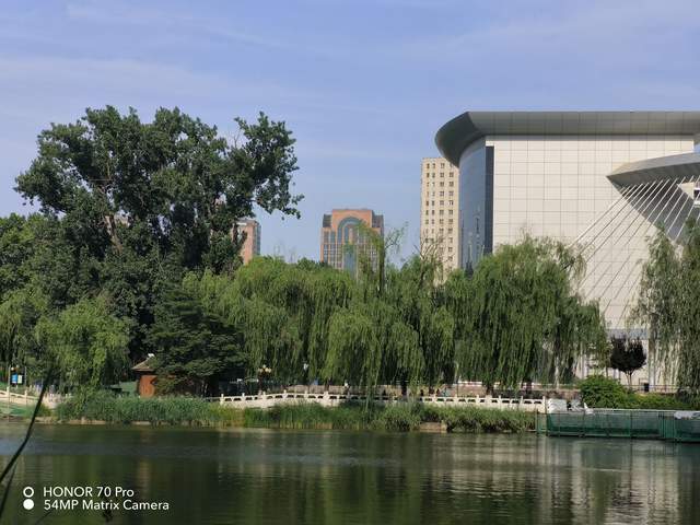 游戏本|重回影像旗舰地位,全系搭载IMX800,荣耀70 Pro上手体验测评