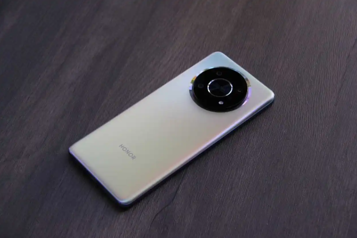 华为荣耀|荣耀出手,新机爆料将搭载12GB+512GB大存储,续航能力成亮点