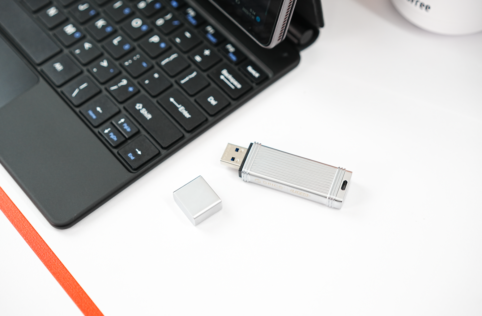 微信|售价600多的快闪U盘有多强?速度容量都超给力,传统U盘可再见了