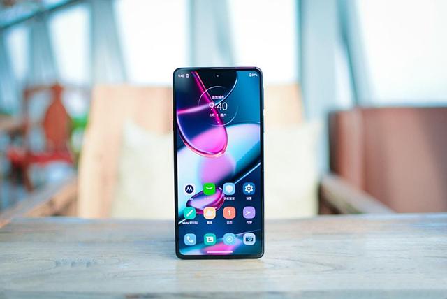 摩托罗拉|真的卖不动?6000万自拍+骁龙8,12GB+256GB仅2499