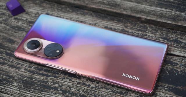 酷派|一亿像素旗舰跌至新低，只为给新旗舰让路，售价更亲民了