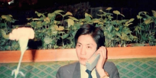 |中国第一位使用手机的人,价值2万元,看到当时的号码才是亮点