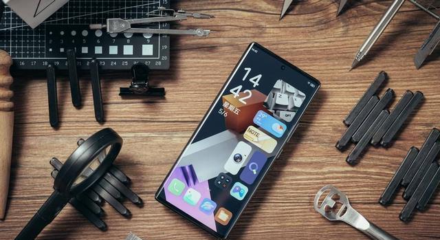 龙芯|中兴50Pro接连泄露,16+512G才是3999,下大本了