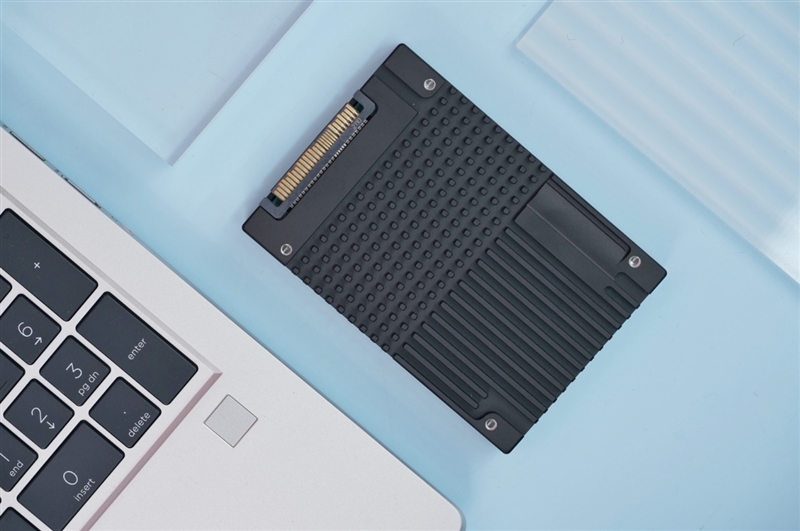 ssd|全程不掉速！企业级3.2TB SSF评测：是时候整一块了