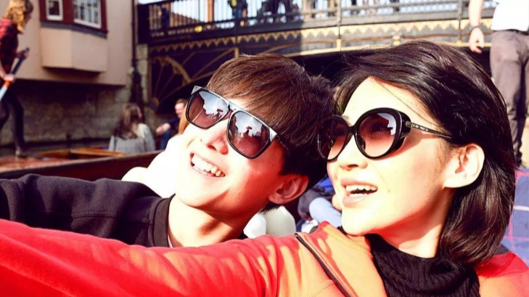 花儿与少年|“花少”8年，新节目开播已无水花，但旧“作精”糊的糊、塌的塌