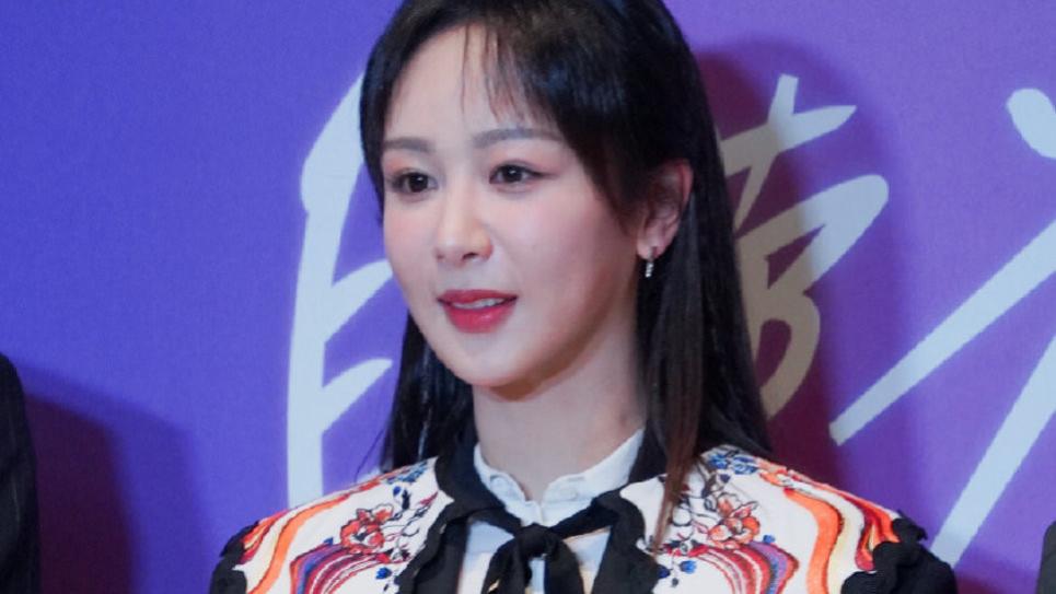 杨紫|“杨紫”定妆照太虎背熊腰了！比3个男主都胖一圈，小雪滤镜彻底没了