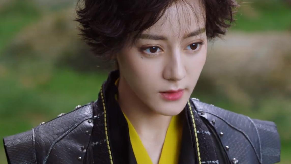 迪丽热巴|《与君初相识》首播！热巴柔光多颜值飘忽，任嘉伦出水镜头被删