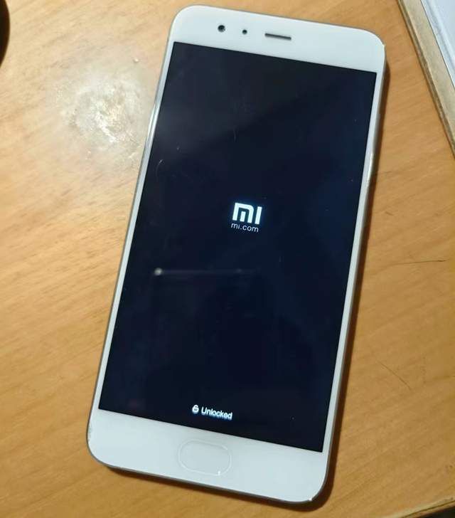 小米科技|花两百元“捡漏”小米6，老公嘲笑我是“捡破烂”