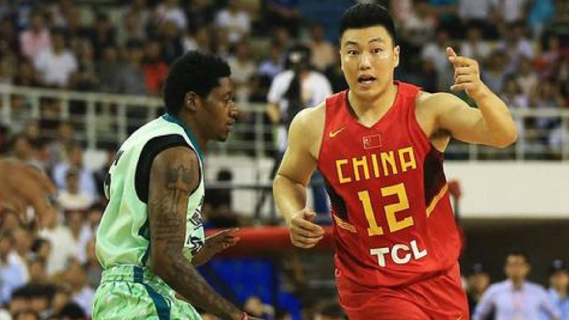 本内特|悲惨！NBA状元加盟中国联赛，年薪可怜，相当于CBA外援年薪的零头