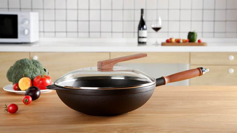 不粘锅|不粘锅是“夺命锅”，将美食变成毒药，告诫家人别贪便宜谨慎购买