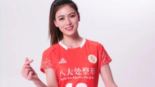 龚翔宇|缪伊雯入选国家队，年轻貌美球技高，将增加中国女排接应位置厚度