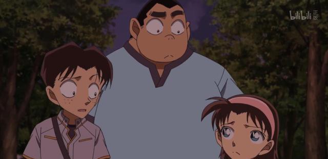 柯南|名柯:虽然无神论正确,但柯南与小哀的神情与动作引差评