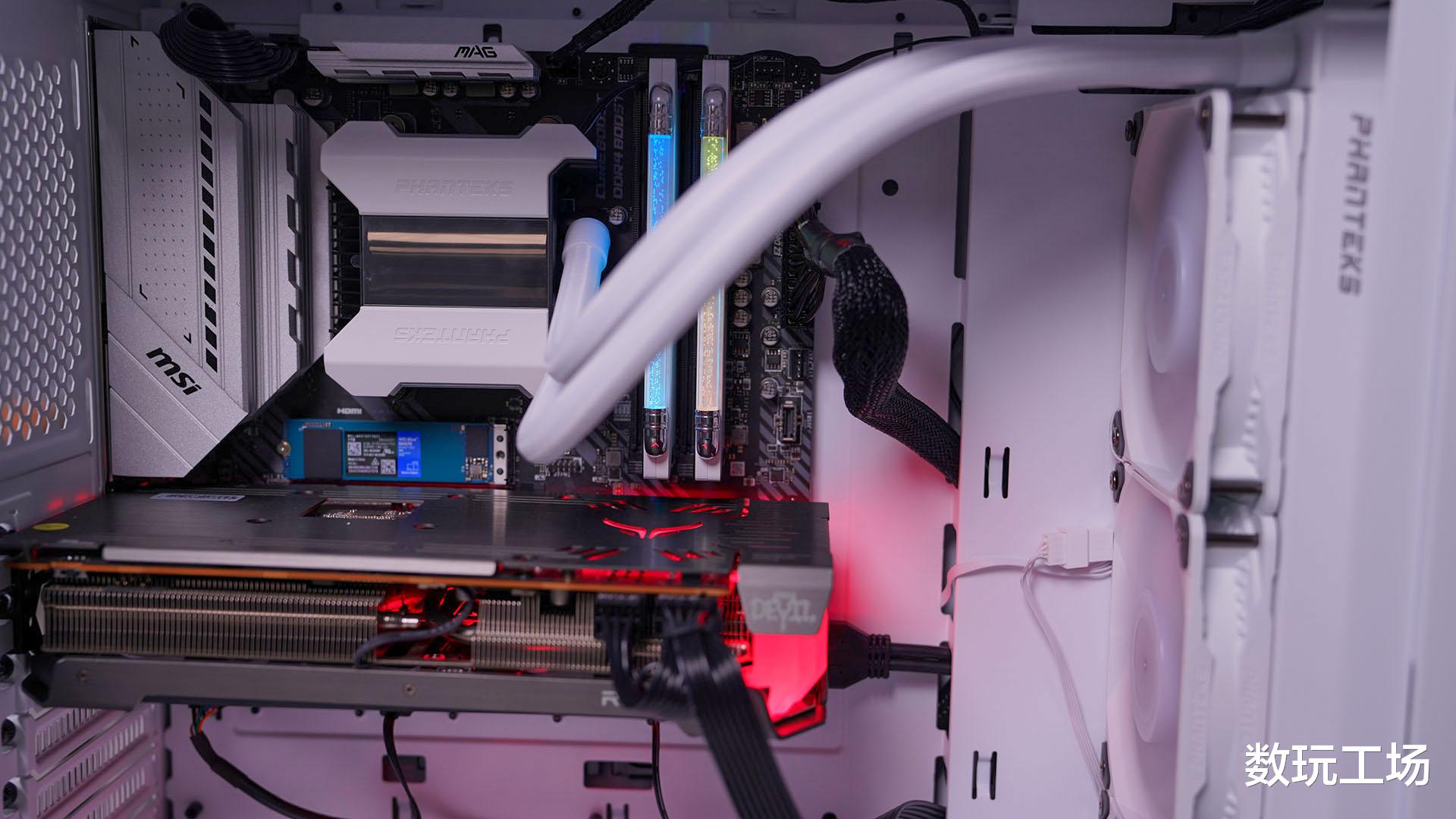 固态硬盘|比U盘快数十倍,英睿达X8移动固态硬盘开箱,传输速度1050MB/s