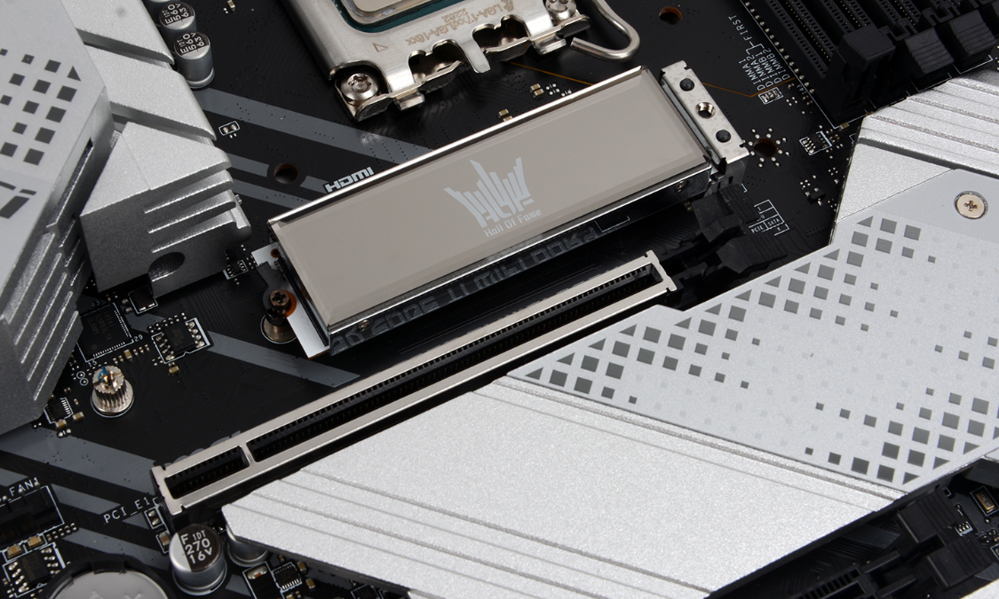 海盗船|带LCD显示屏的美商海盗船散热搭12代i7-12700KF+3090显卡装机实测