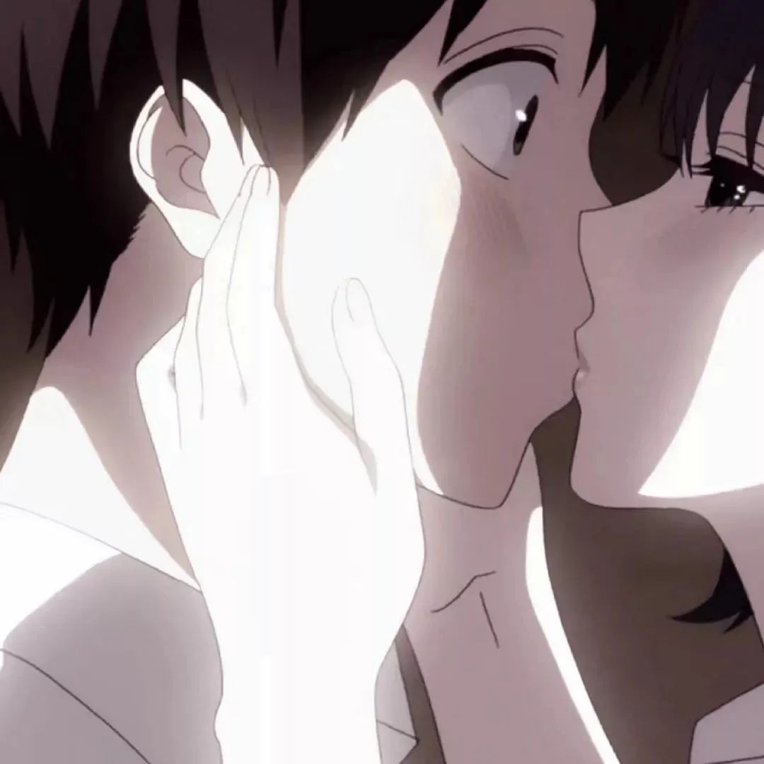 |动漫头像:大彻大悟后却总有太多的来不及