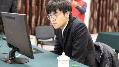 芈昱廷|芈昱廷，虽敌不过第一人，但仍能力克柯洁九段！