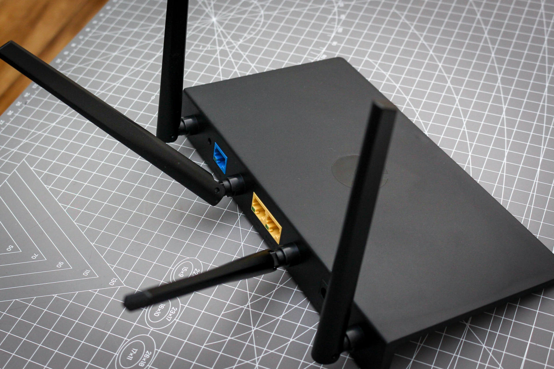 nas|百元价位的聪明之选：千兆双核智能路由器蒲公英X3A