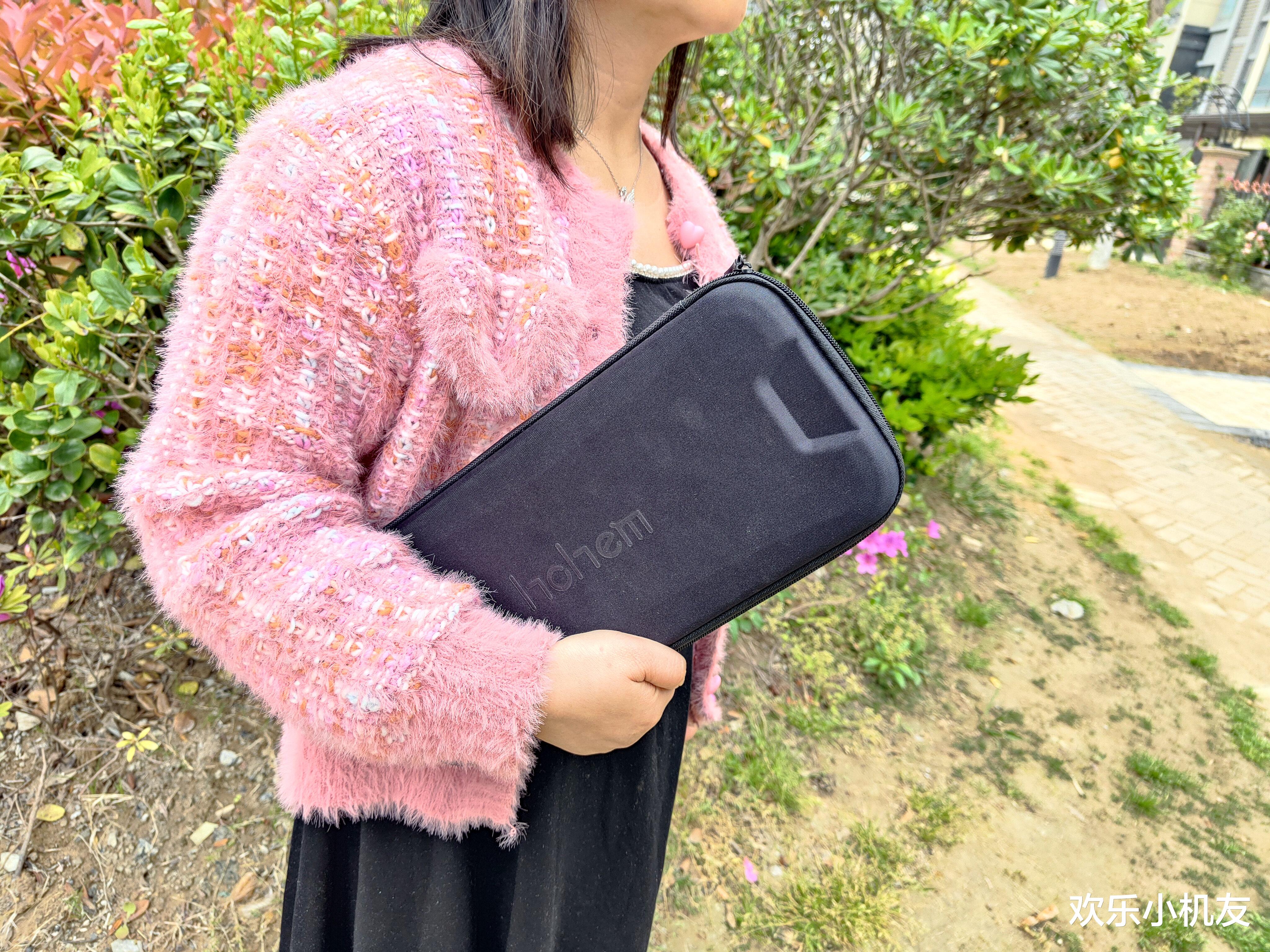 应用商店|单手操作，一键盗梦空间，三轴更稳定，浩瀚M5手机稳定器体验