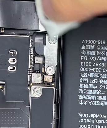 硬盘|Xsmax最大可以扩容512而12最大才256？