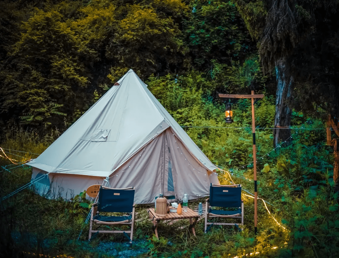 露营|超八百亿！便携户外电源引领新生活方式，国内才市场刚刚开始