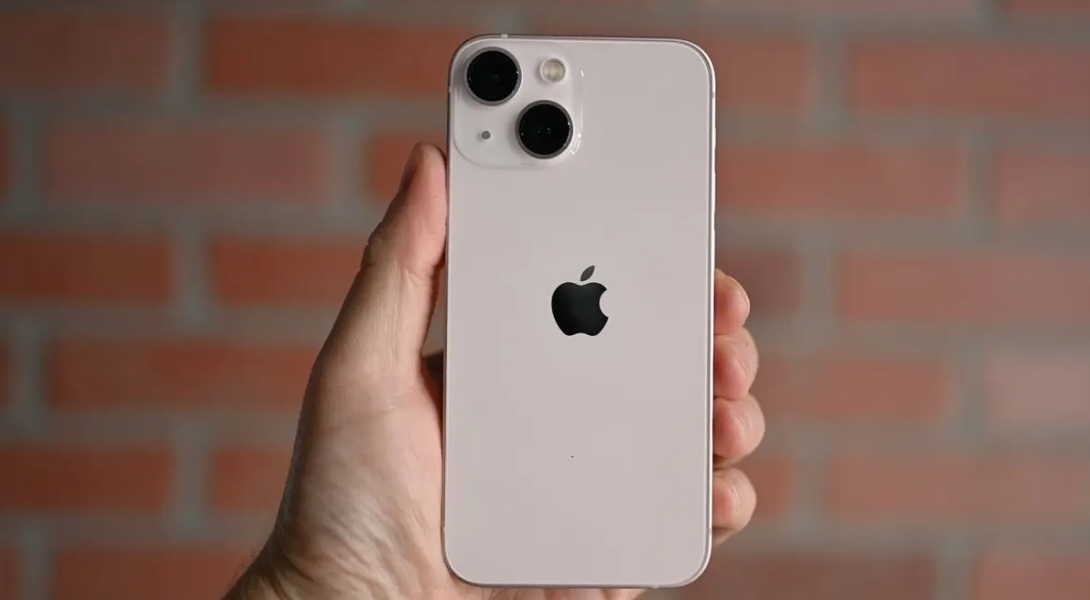 荣耀|苹果的处理器功耗领先，响应很快，视频拍摄很好