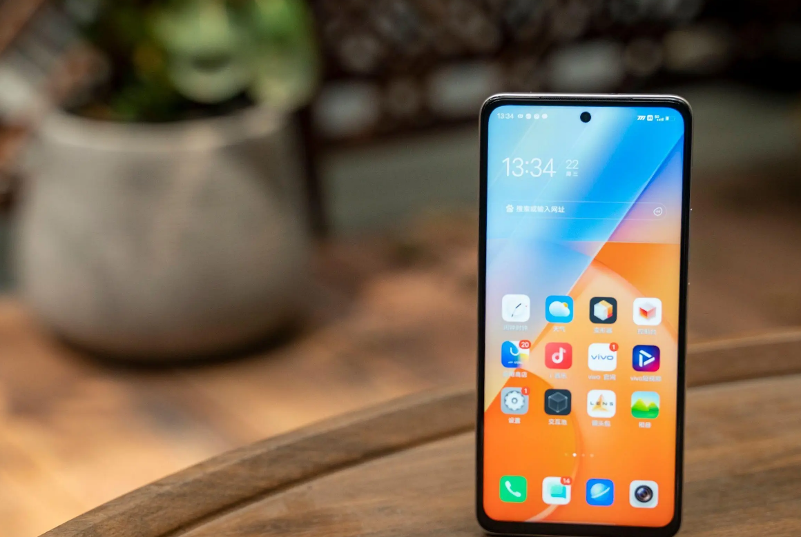 Linux|iQOO旧机销量火热,6nm芯片+5000毫安大电池,仅售1499元