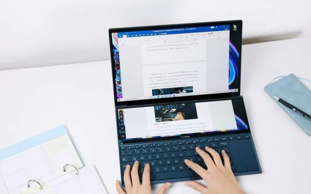 黑科技|黑科技双屏的笔记本电脑，打游戏刷剧两不误？是真香呀